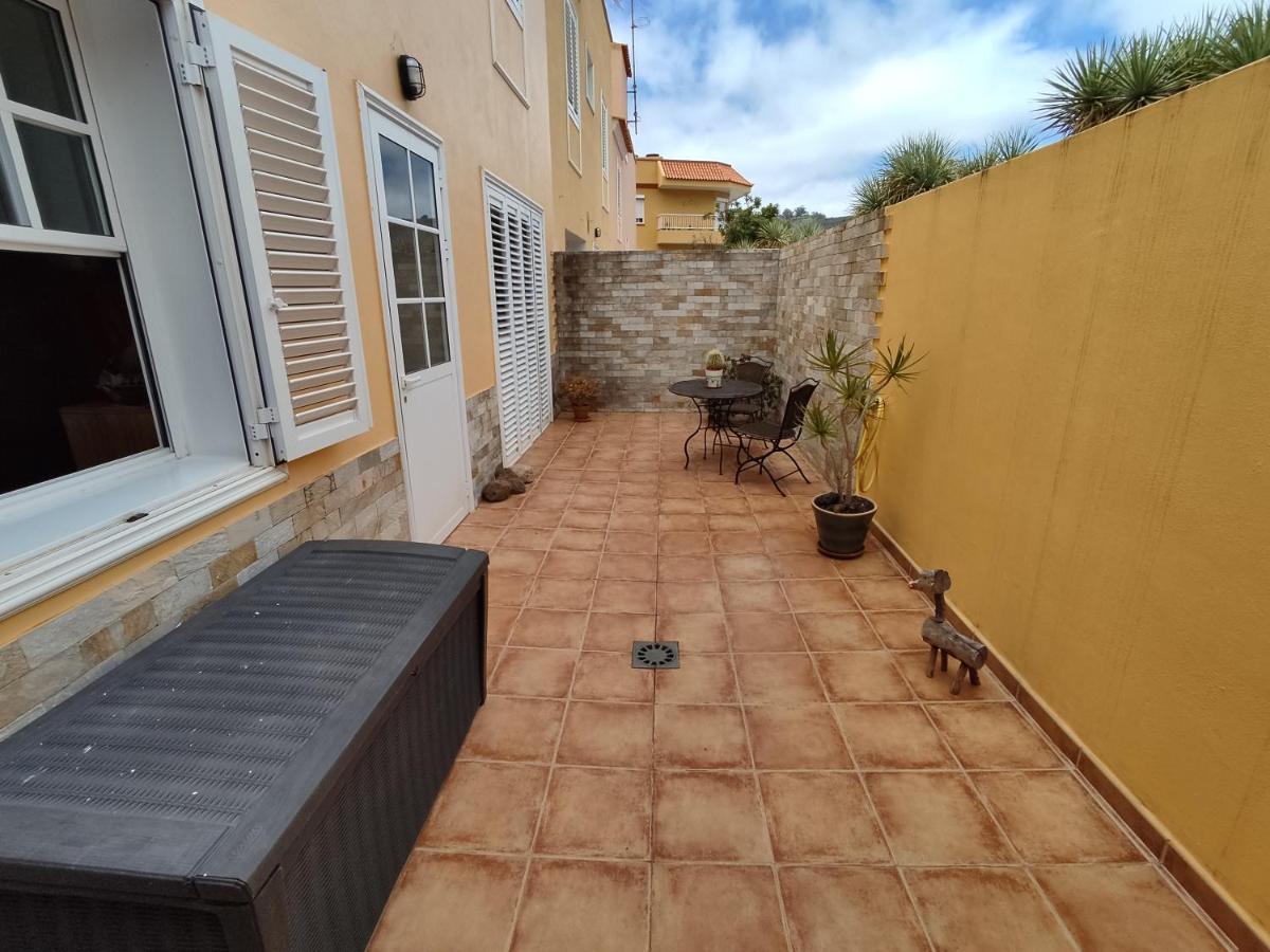 Cheerful 3 Bedroom Town House With Garage Tegueste Exterior photo
