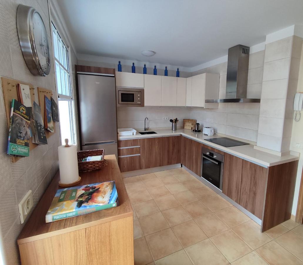 Cheerful 3 Bedroom Town House With Garage Tegueste Exterior photo